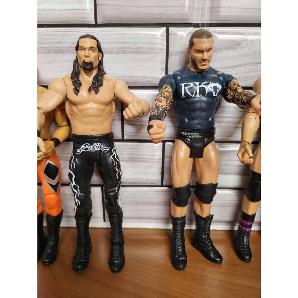 Wrestling Figure Lot #A70 - Picture 5 of 16